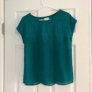 Maeve/ Anthropologie green top